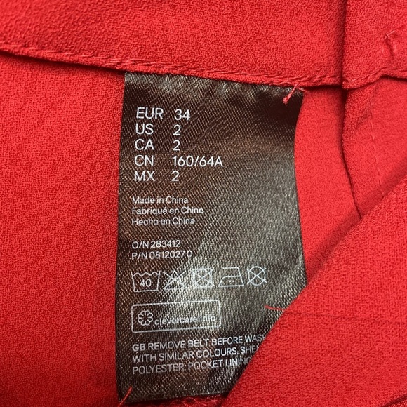 H&M red flowy belted dress pants size 2 - Picture 8 of 8